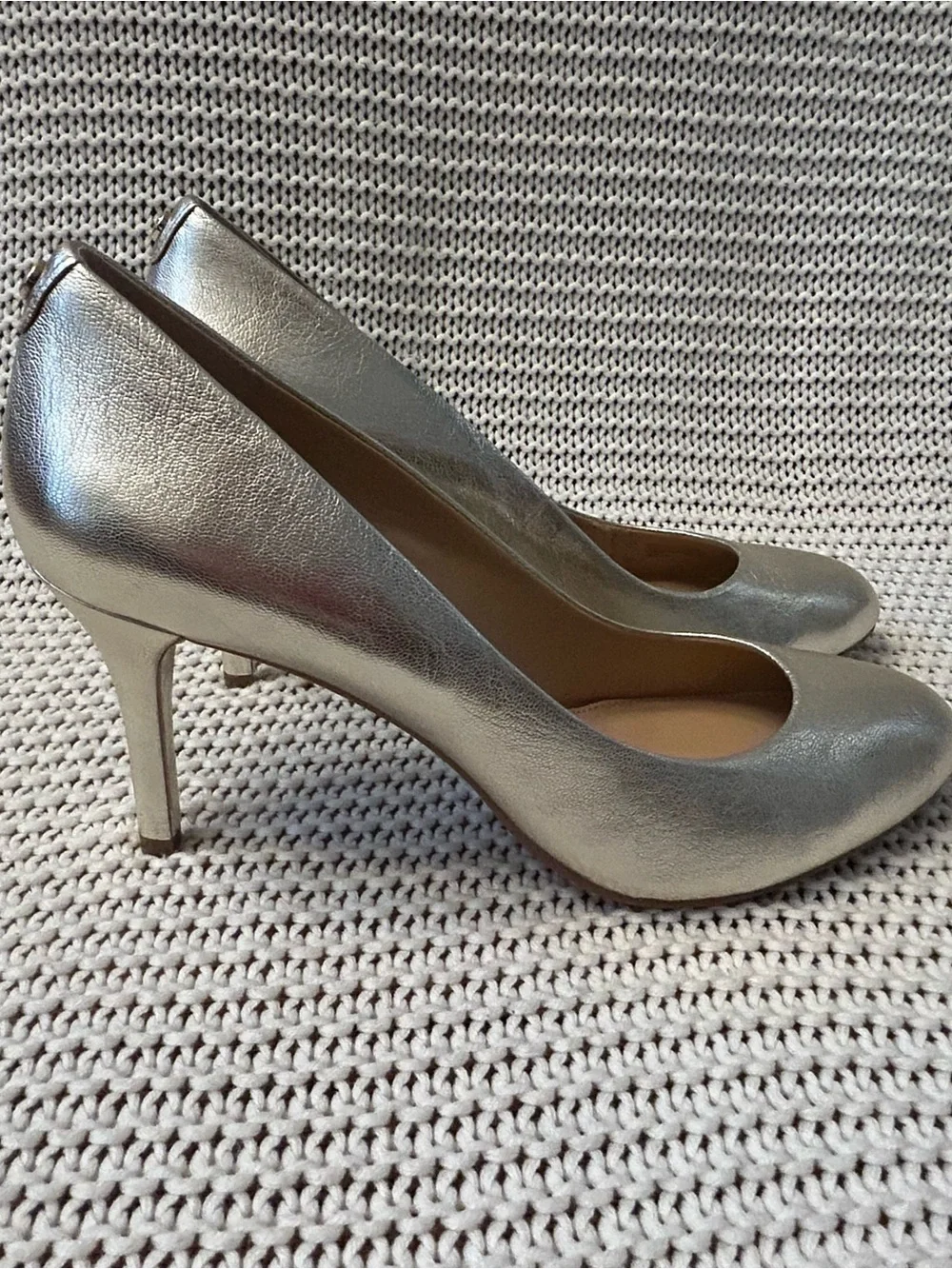MICHAEL Michael Kors Pale Gold Leather Round-Toe Pumps